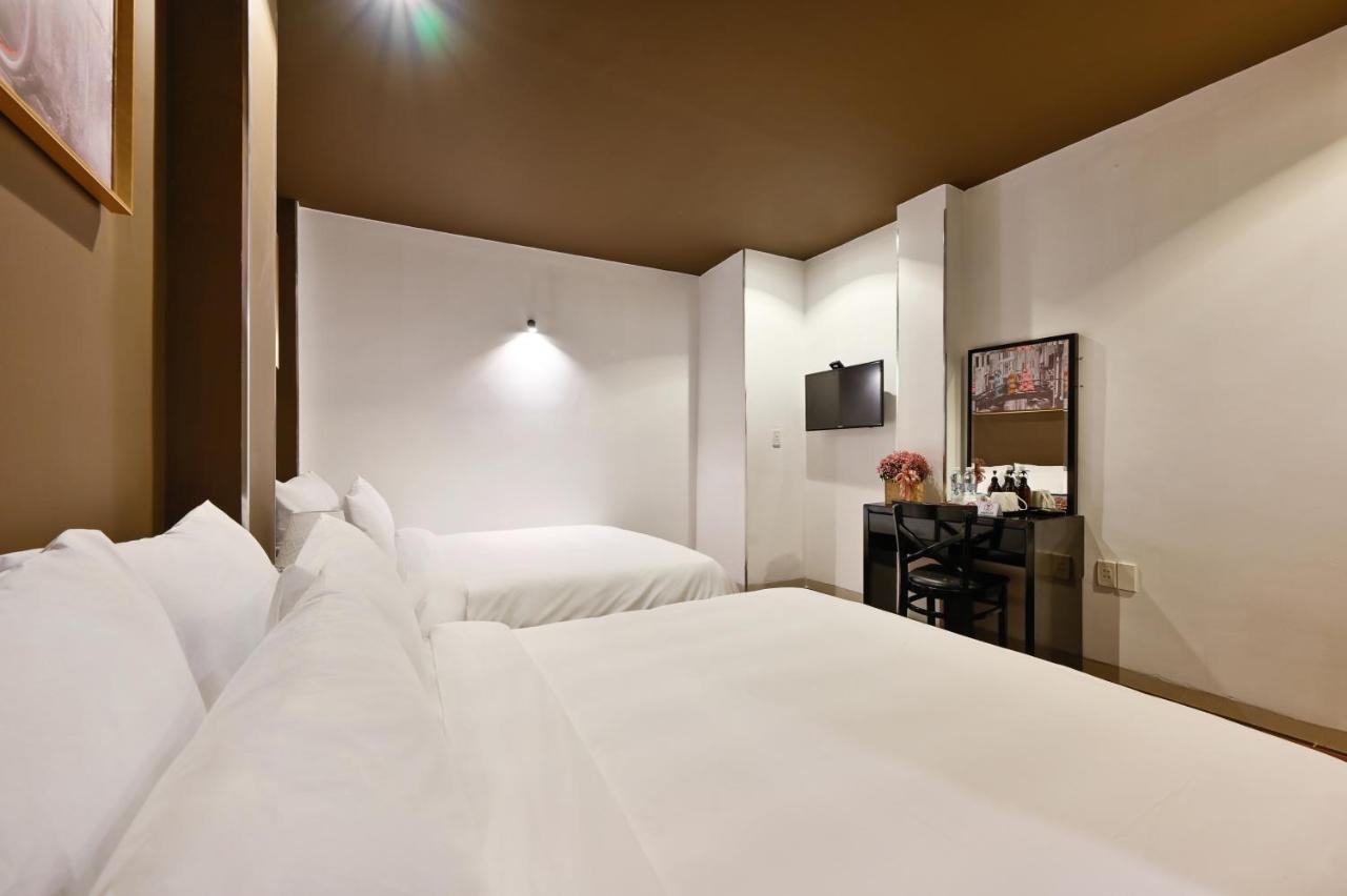 The Noble Swan Hotel New World Cidade de Ho Chi Minh Exterior foto